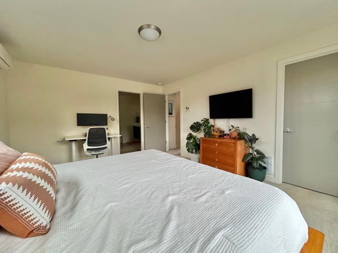 4852 40th Avenue Southwest, Unit B Seattle, WA 98116 - Photo 20 of 26