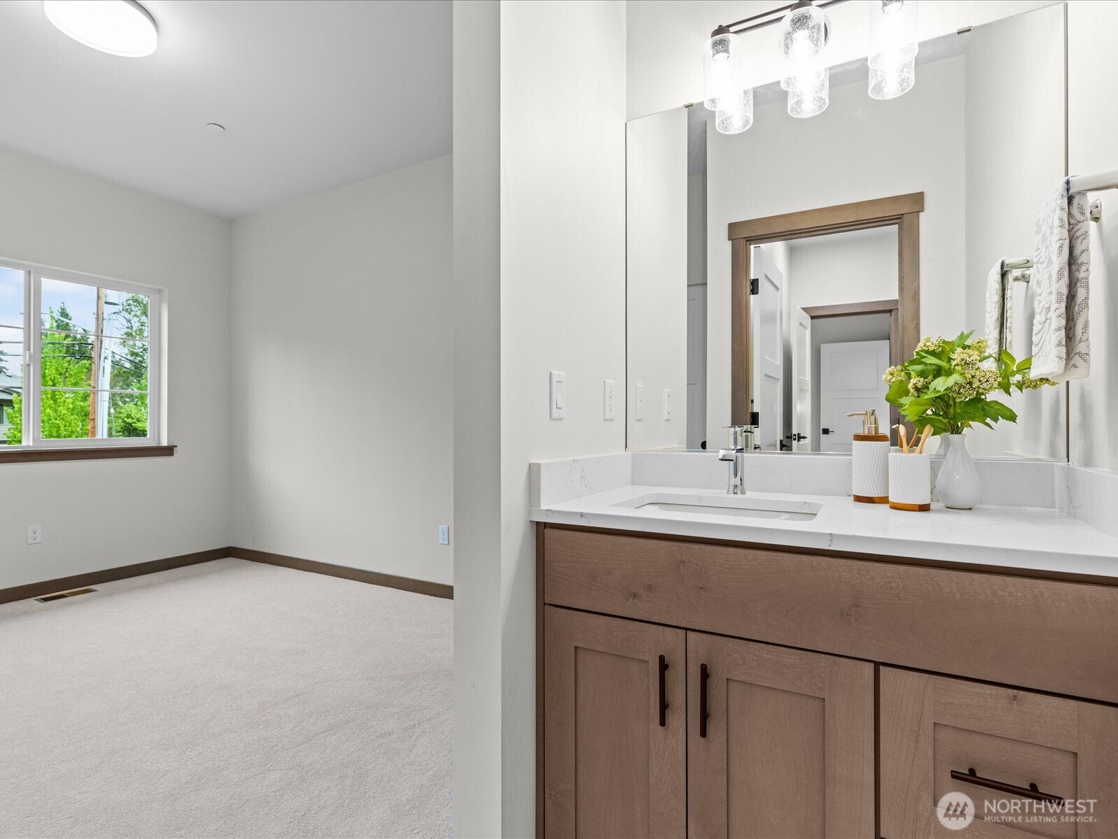 9207 Northeast 175th Street, Unit A Bothell, WA 98011 - Photo 31 of 39
