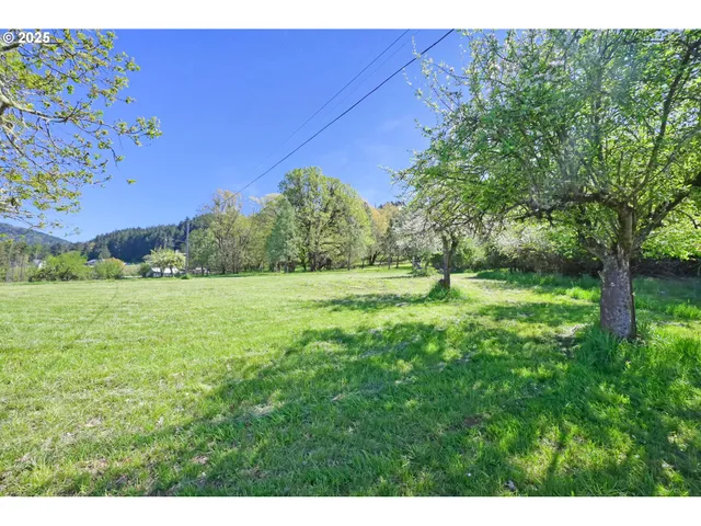 $639,000 | 1878 Trails End Lane, Sutherlin, OR 97479