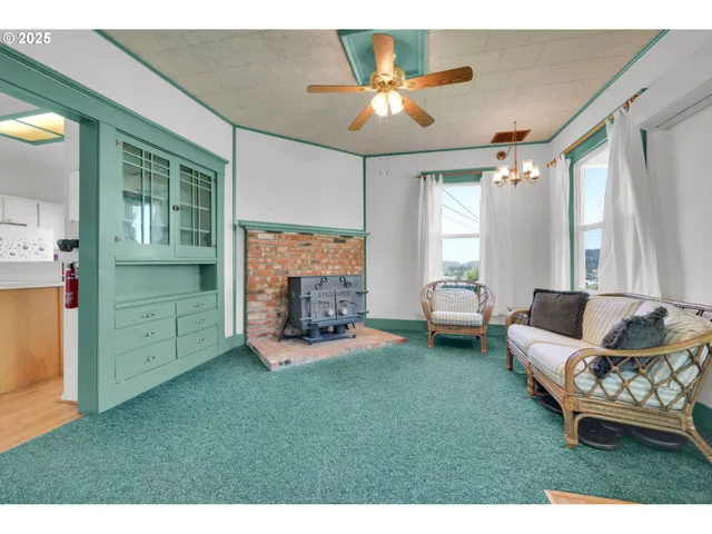 $639,000 | 1878 Trails End Lane, Sutherlin, OR 97479