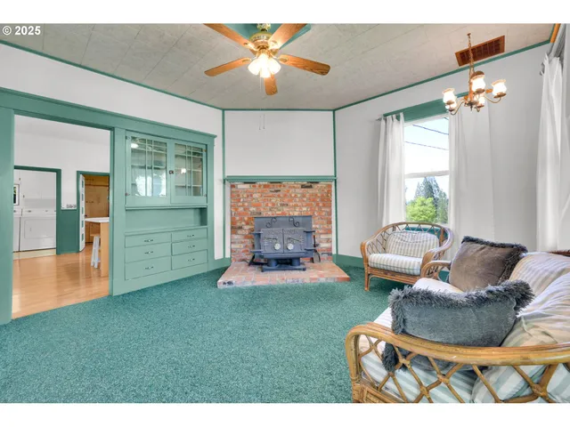 $639,000 | 1878 Trails End Lane, Sutherlin, OR 97479