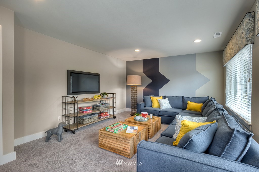 22518 42nd Drive Southeast, Unit 22 Bothell, WA 98021 - Photo 9 of 21 Gallery Image 9