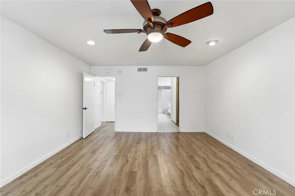 $3,345 | 5315 Yarmouth Avenue, Unit 101, Encino, CA 91316