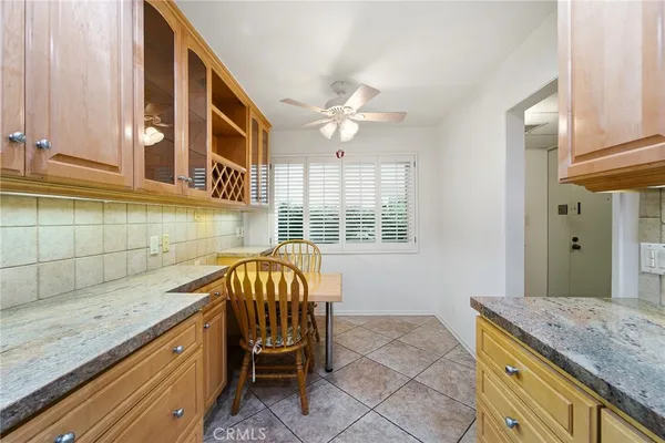 $3,345 | 5315 Yarmouth Avenue, Unit 101, Encino, CA 91316