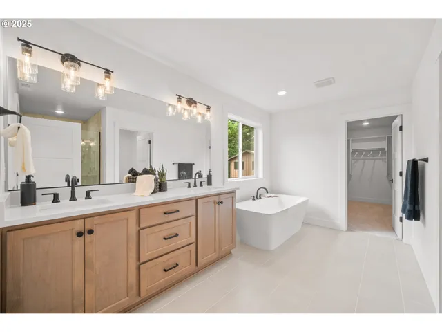 $849,900 | 1420 Southeast 188th Avenue, Vancouver, WA 98683