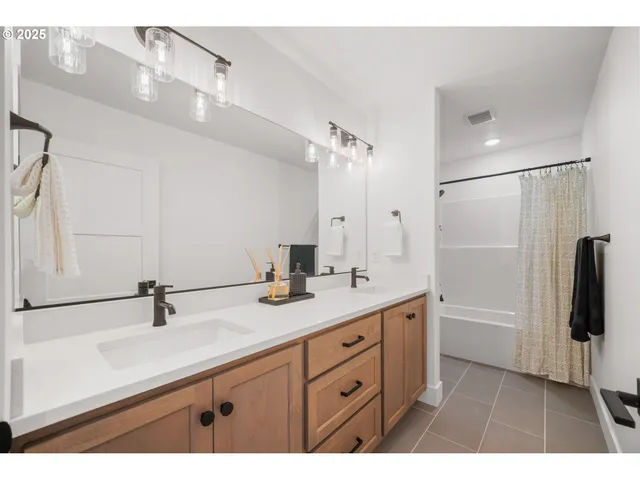 $849,900 | 1420 Southeast 188th Avenue, Vancouver, WA 98683