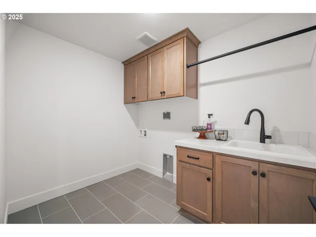 $849,900 | 1420 Southeast 188th Avenue, Vancouver, WA 98683