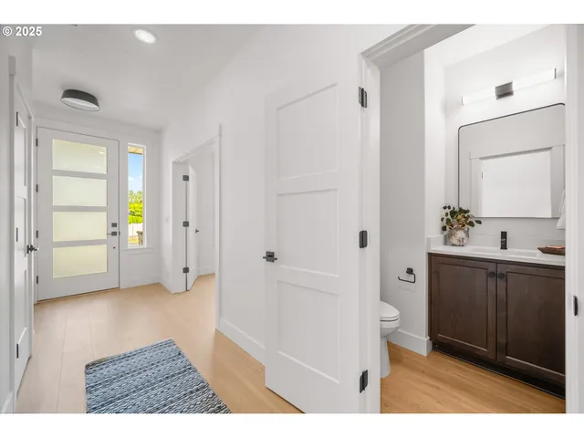 $849,900 | 1420 Southeast 188th Avenue, Vancouver, WA 98683