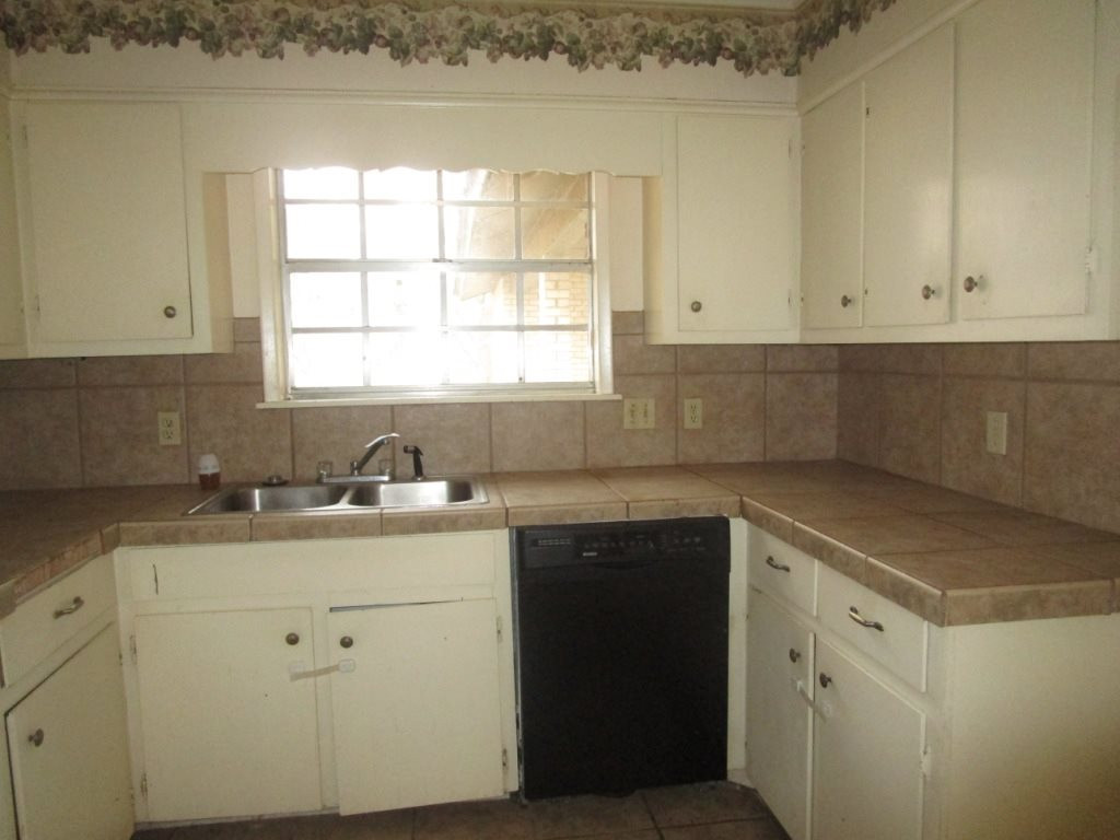 108 Meadow Ln Circle Clinton, MS 39056 - Photo 5 of 20 Photo 5