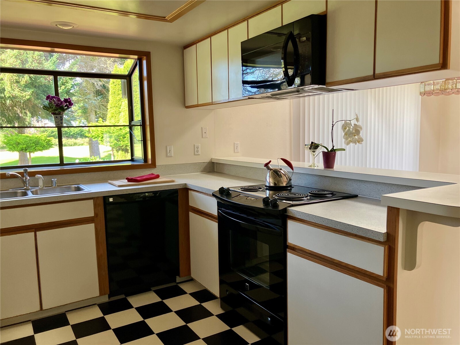 192 Hurricane Ridge Drive Sequim, WA 98382 - Photo 12 of 18