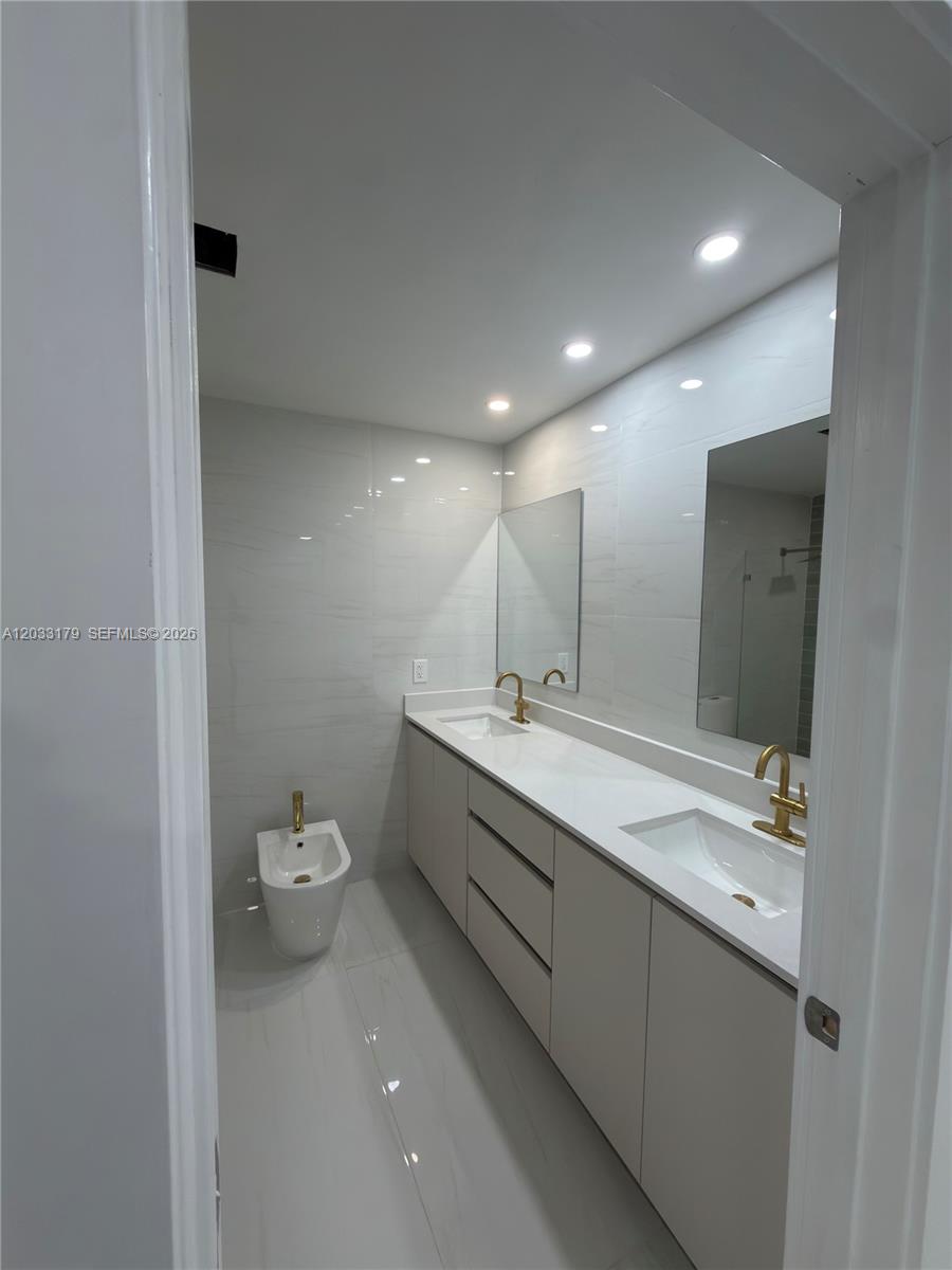 13895 Southwest 22nd Street Miami, FL 33175 - Photo 18 of 20