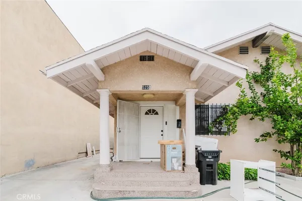 $3,700 | 5257 Fountain Avenue, Los Angeles, CA 90027