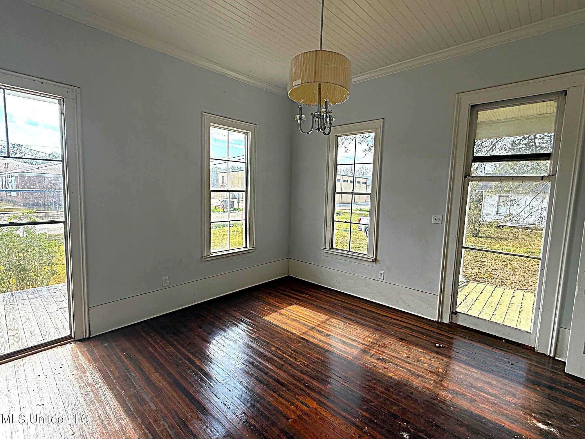 711 College Street Tylertown, MS 39667 - Photo 11 of 13 IMG_2786