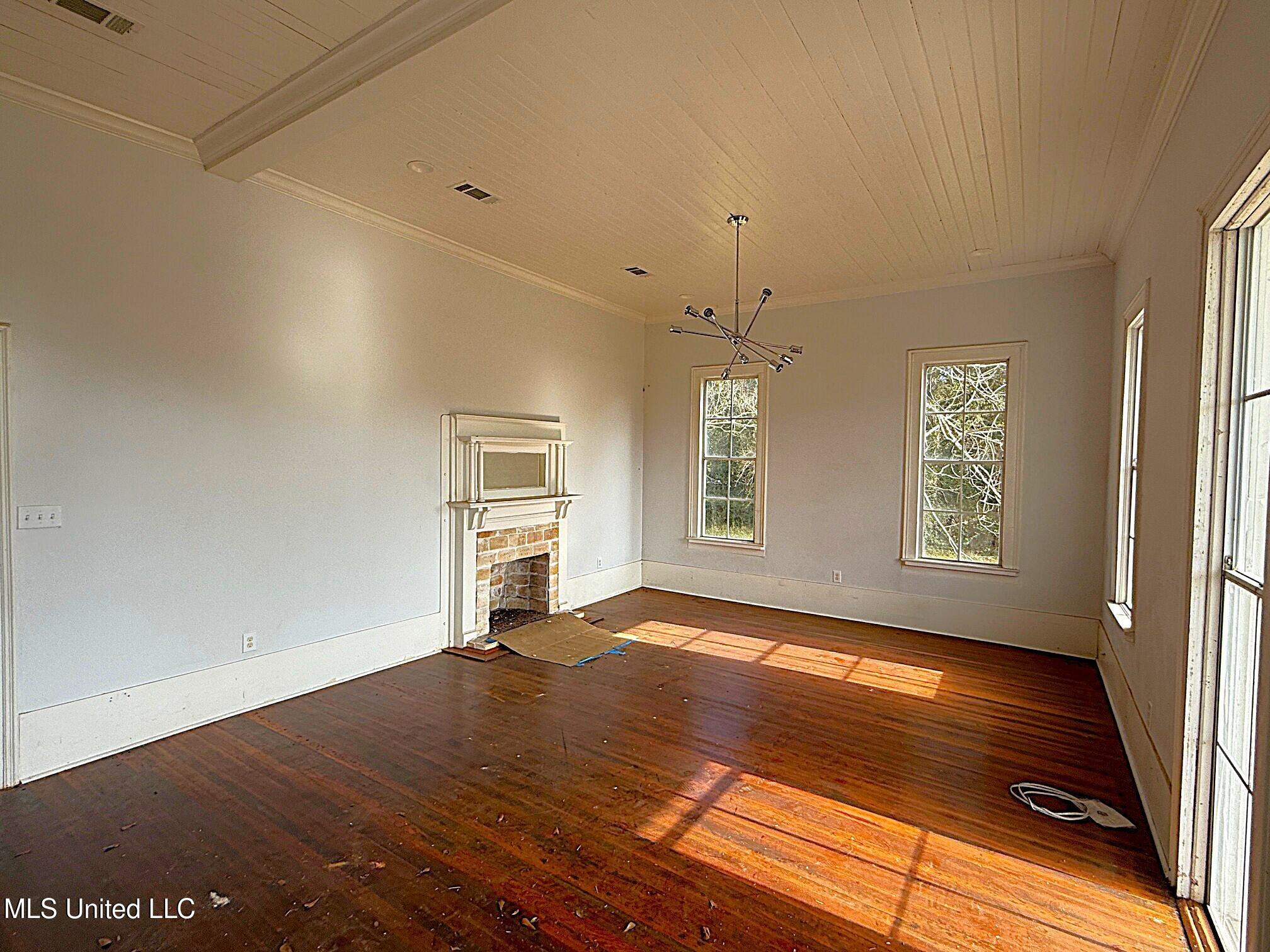 711 College Street Tylertown, MS 39667 - Photo 12 of 13 IMG_2787