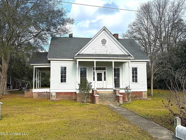 $220,000 | 711 College Street, Tylertown, MS 39667
