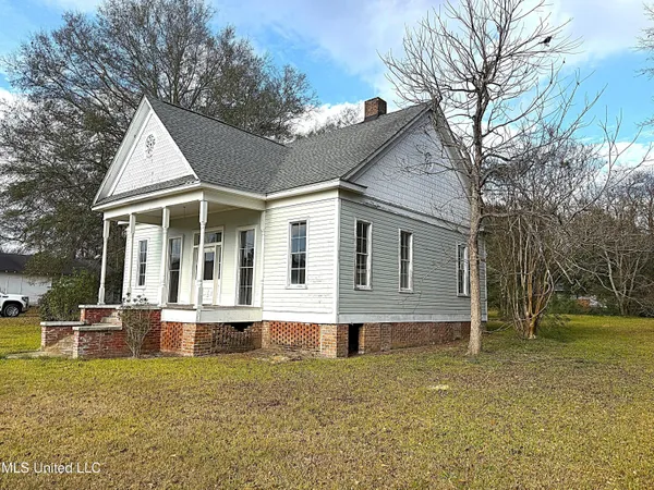 $220,000 | 711 College Street, Tylertown, MS 39667