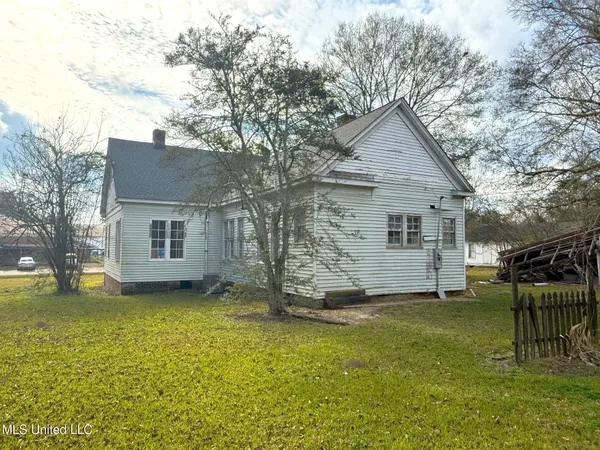 $220,000 | 711 College Street, Tylertown, MS 39667