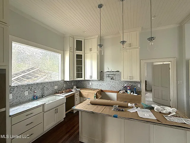 $220,000 | 711 College Street, Tylertown, MS 39667