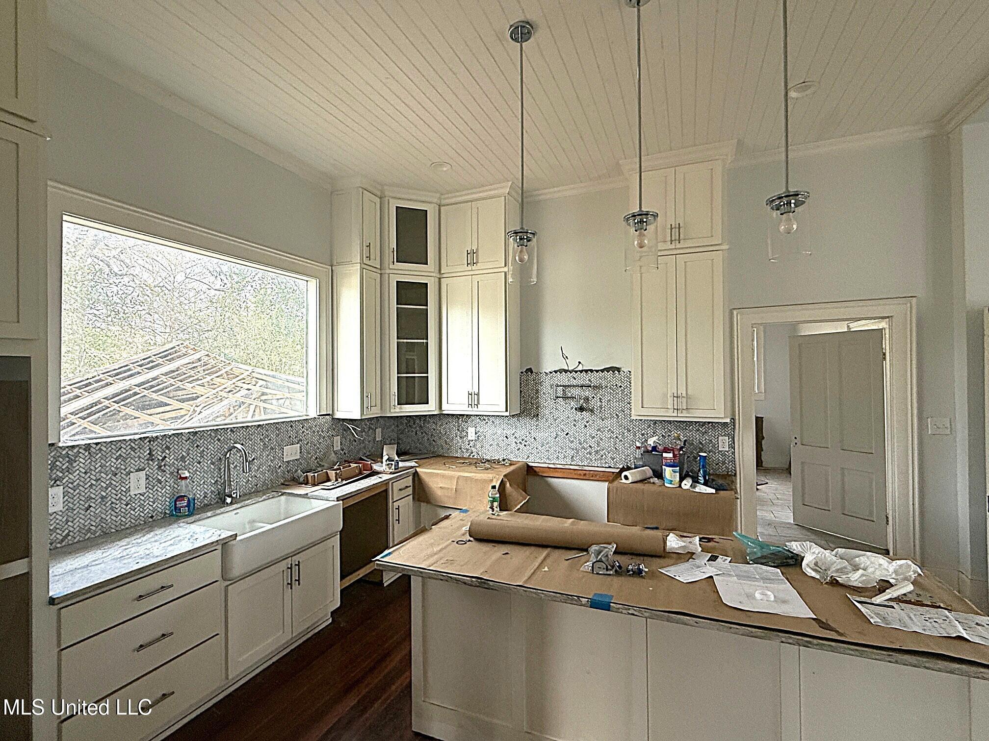 711 College Street Tylertown, MS 39667 - Photo 5 of 13 IMG_2780