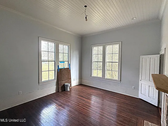 $220,000 | 711 College Street, Tylertown, MS 39667