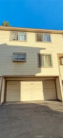 $499,000 | 11150 Glenoaks Boulevard, Unit 223, Pacoima, CA 91331