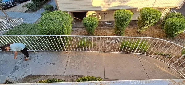 $499,000 | 11150 Glenoaks Boulevard, Unit 223, Pacoima, CA 91331