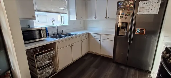 $499,000 | 11150 Glenoaks Boulevard, Unit 223, Pacoima, CA 91331