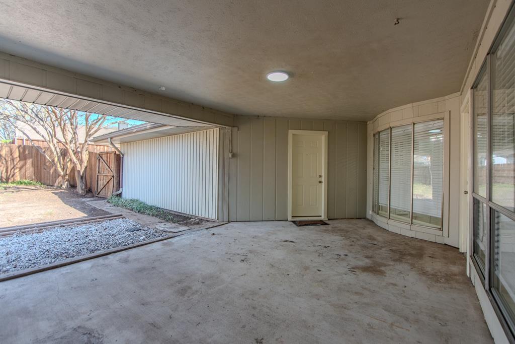 5902 Fawn Valley Lane Rowlett, TX 75089 - Photo 25 of 27 a view of livingroom with an empty space