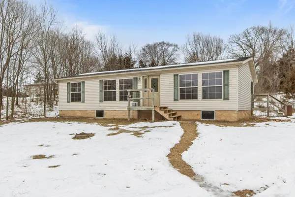 $195,000 | W5492 Bend Road, Princeton, WI 54968