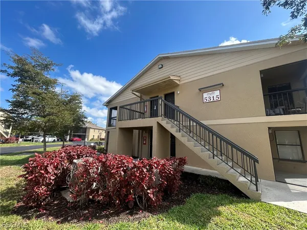 $1,000 | 5315 Summerlin Road, Unit 1502, Fort Myers, FL 33919