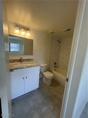 $1,000 | 5315 Summerlin Road, Unit 1502, Fort Myers, FL 33919