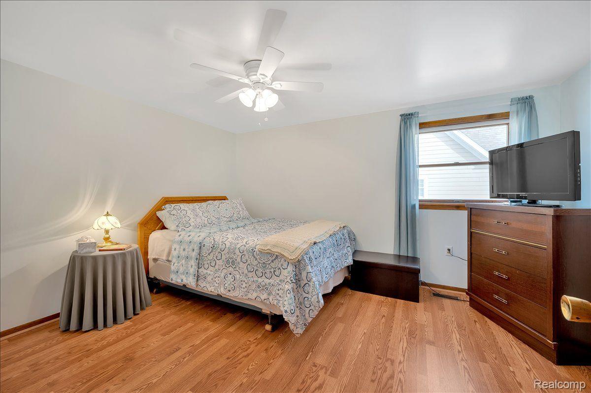 1851 Miles Road Lapeer, MI 48446 - Photo 22 of 26 Gallery Image 22