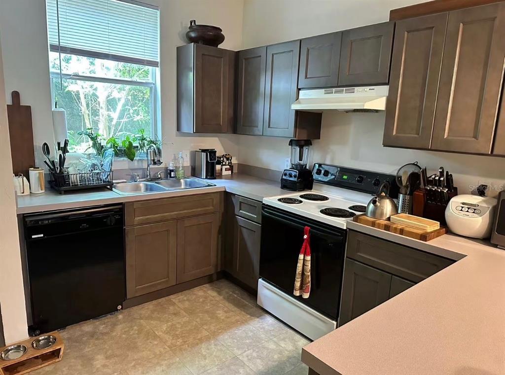 3940 Southwest 20th Avenue, Unit 1107 Gainesville, FL 32607 - Photo 3 of 5