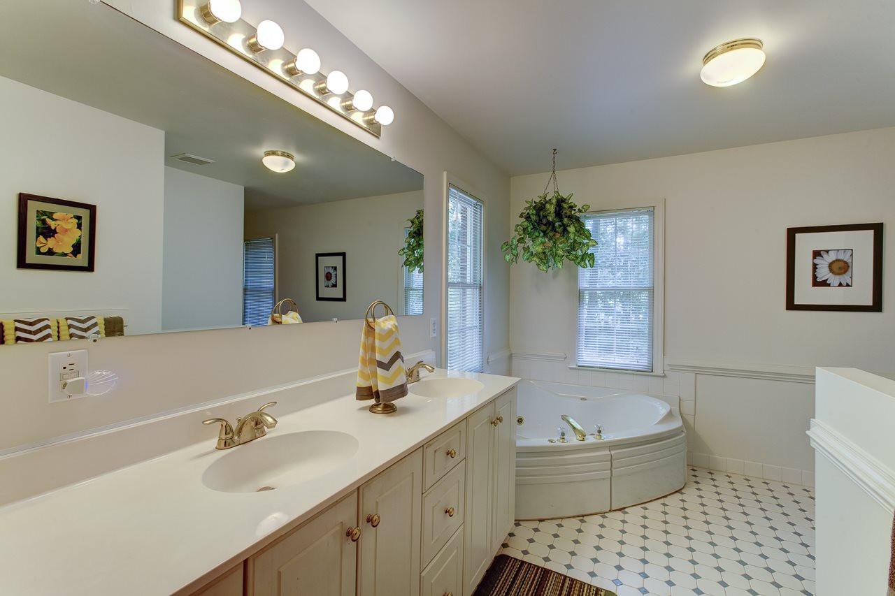 8222 Covered Bridge Road Wendell, NC 27591 - Photo 14 of 25 Photo 14