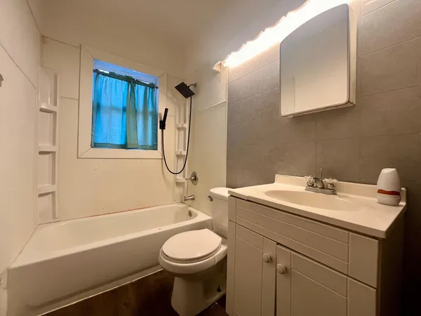 $150,000 | 612 10th Street Southwest, Willmar, MN 56201