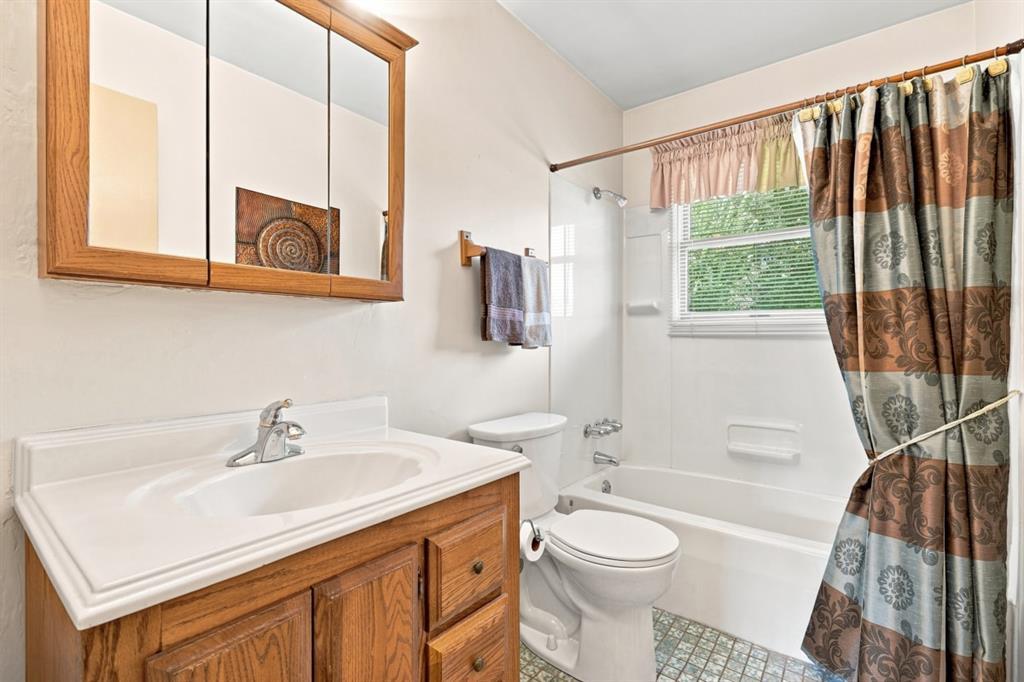105 Louis Street McKees Rocks, PA 15136 - Photo 19 of 38 Gallery Image 19