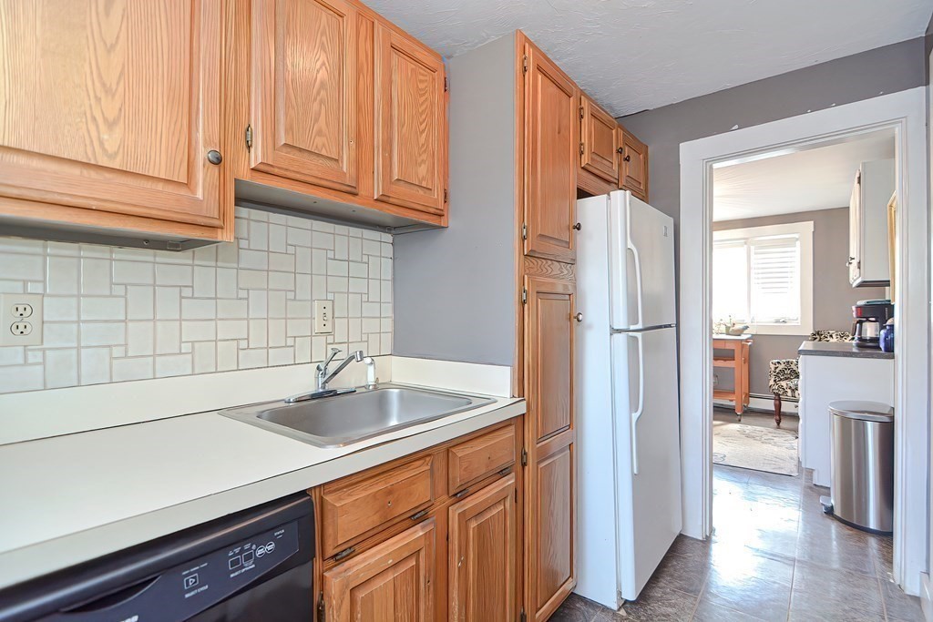 21 Ruggles Street, Unit A Westborough, MA 01581 - Photo 16 of 39 Gallery Image 16