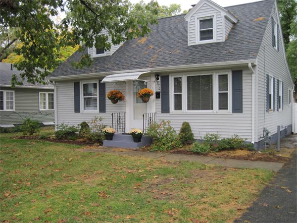 830 Newbury Street Springfield, MA 01104 - Photo 1 of 14 Gallery Image 1