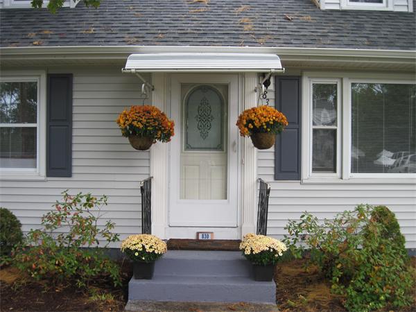830 Newbury Street Springfield, MA 01104 - Photo 2 of 14 Gallery Image 2