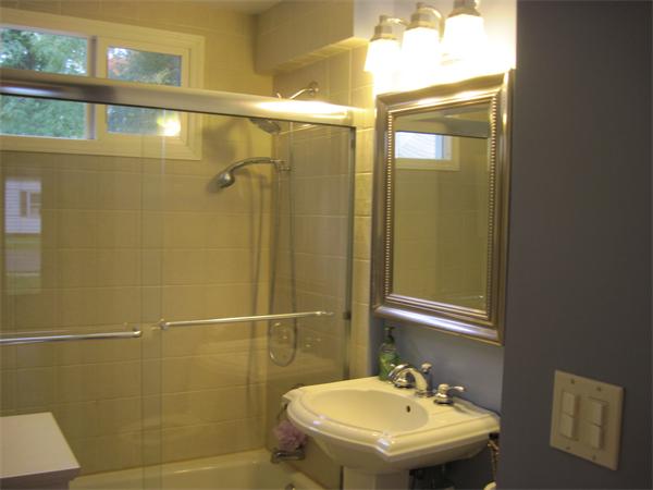 830 Newbury Street Springfield, MA 01104 - Photo 8 of 14 Gallery Image 8
