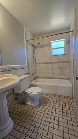 $169,900 | 216 Northeast 43rd Terrace, Gainesville, FL 32641