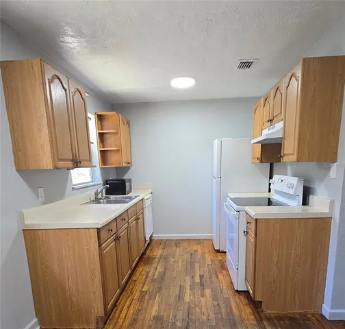 $169,900 | 216 Northeast 43rd Terrace, Gainesville, FL 32641