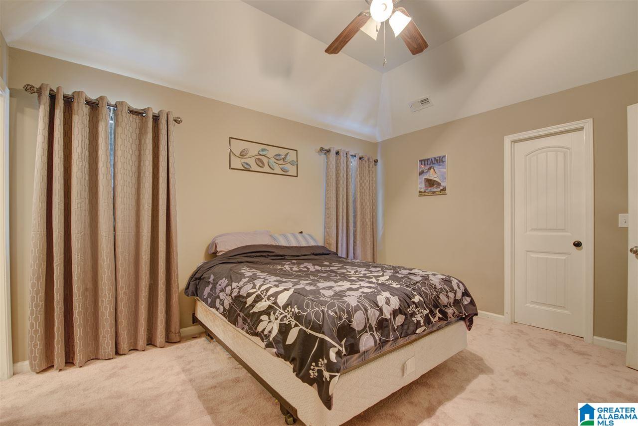 197 Hampton Drive Calera, AL 35040 - Photo 11 of 21