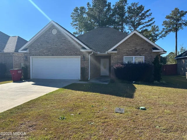 $260,000 | 110 Pilgrim Mill Trail, Warner Robins, GA 31093