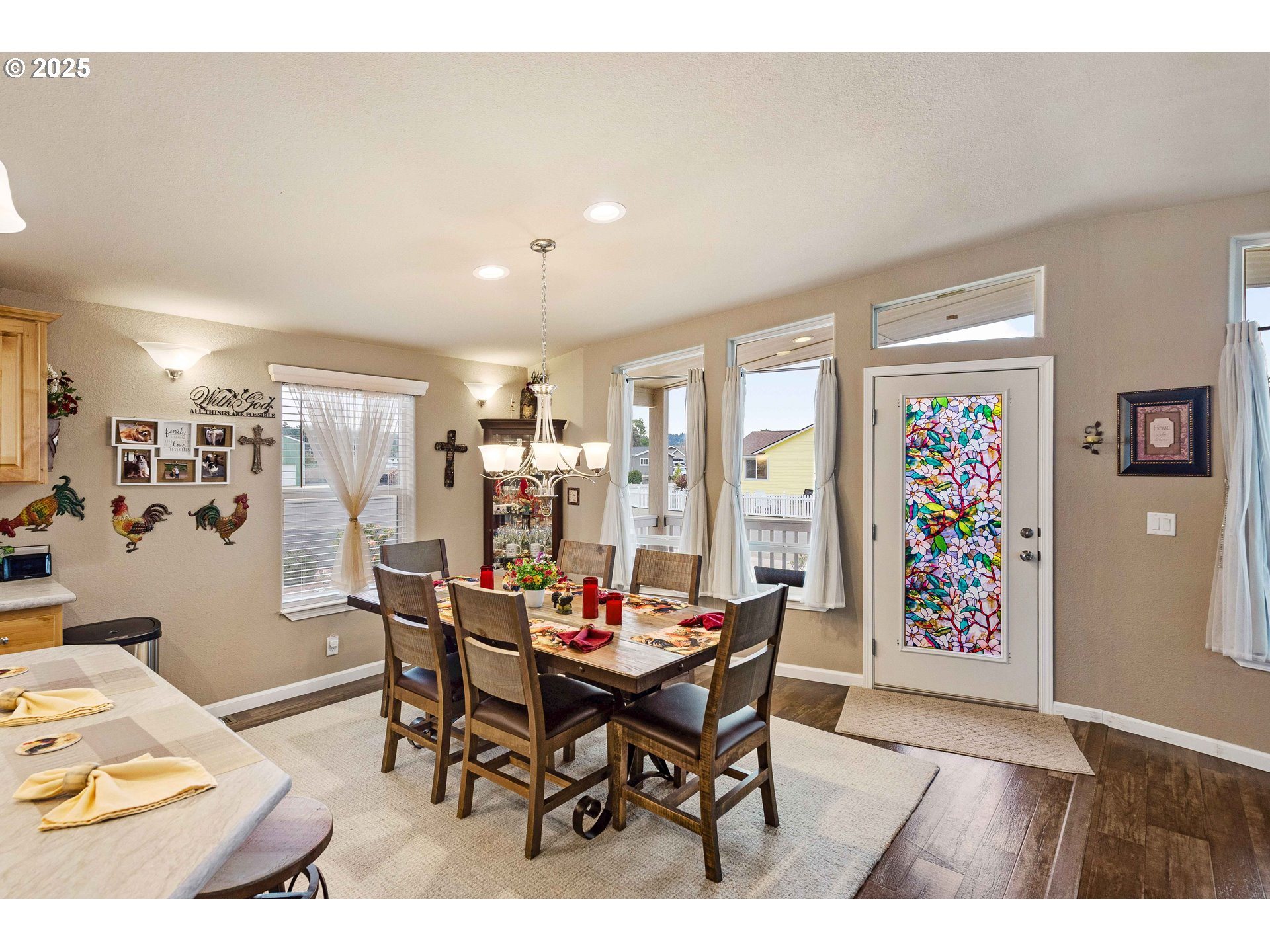 1060 Cedar Loop Lakeside, OR 97449 - Photo 11 of 36