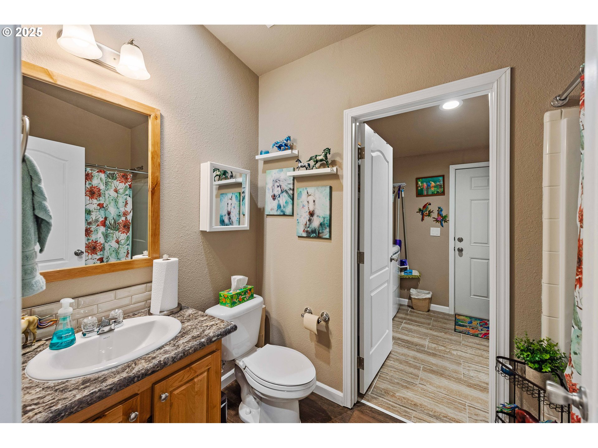 1060 Cedar Loop Lakeside, OR 97449 - Photo 14 of 36 Owner's Suite Bedroom