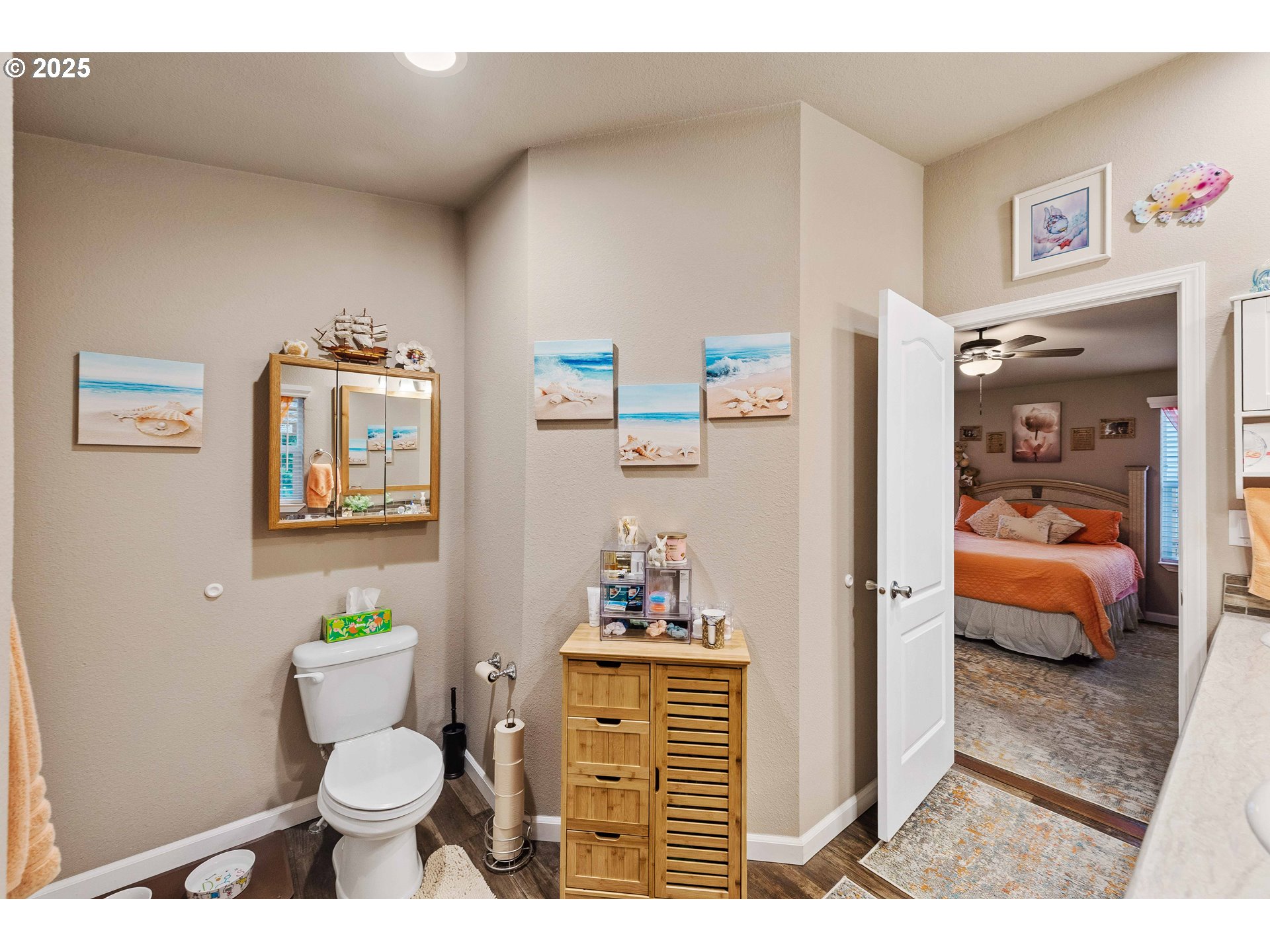 1060 Cedar Loop Lakeside, OR 97449 - Photo 22 of 36 Bedroom