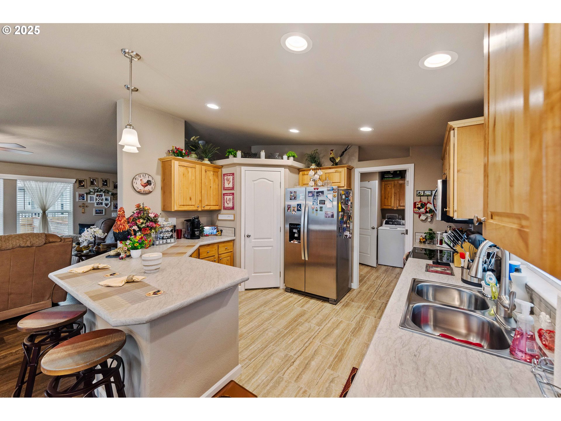 1060 Cedar Loop Lakeside, OR 97449 - Photo 6 of 36 Kitchen