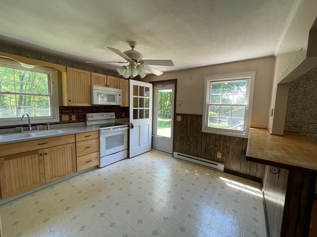 189 Michael Sears Road Belchertown, MA 01007 - Photo 3 of 11 Gallery Image 3