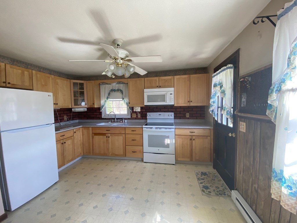 189 Michael Sears Road Belchertown, MA 01007 - Photo 6 of 11 Gallery Image 6